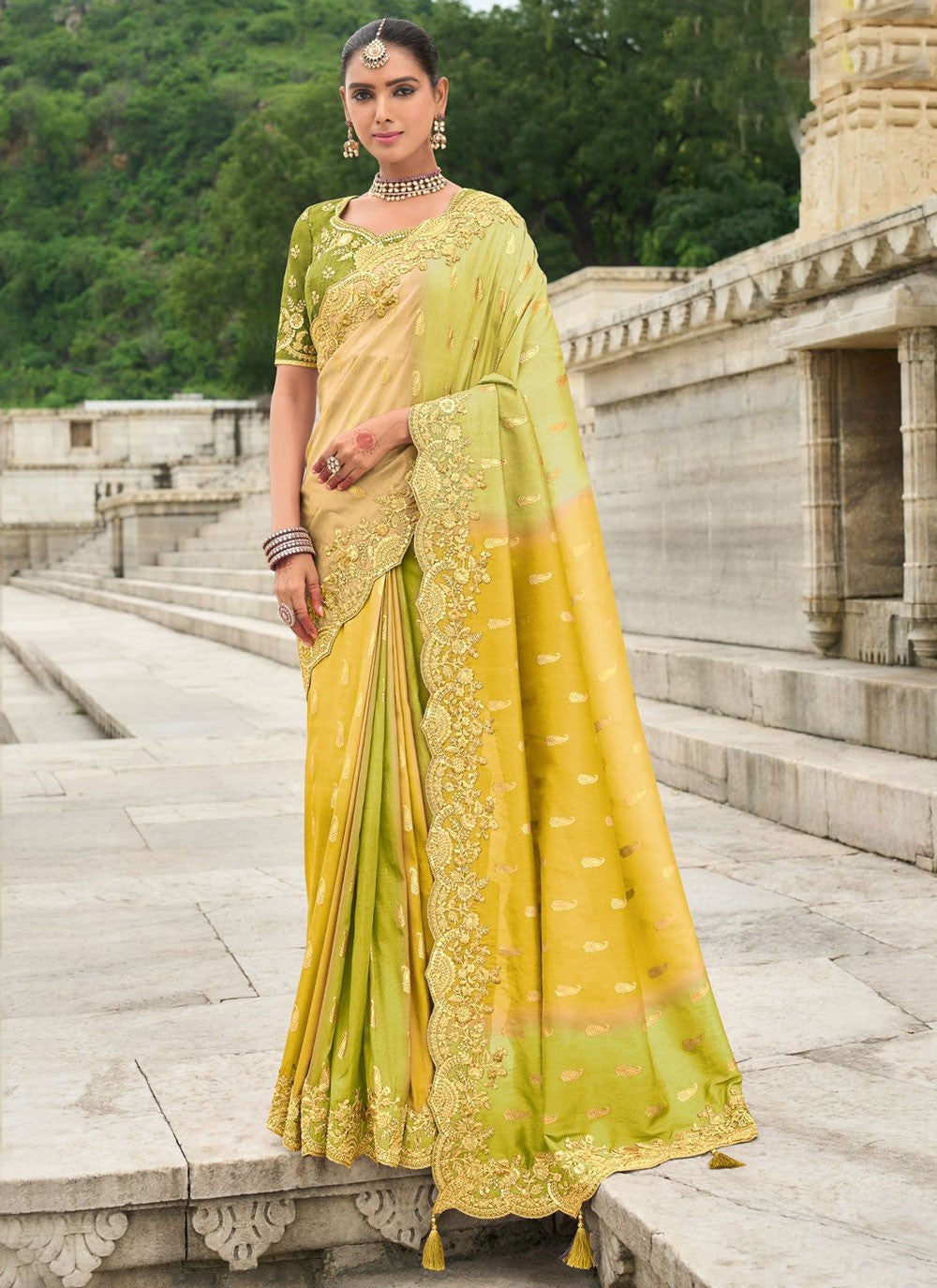 Buttis Silk Green Saree S14510