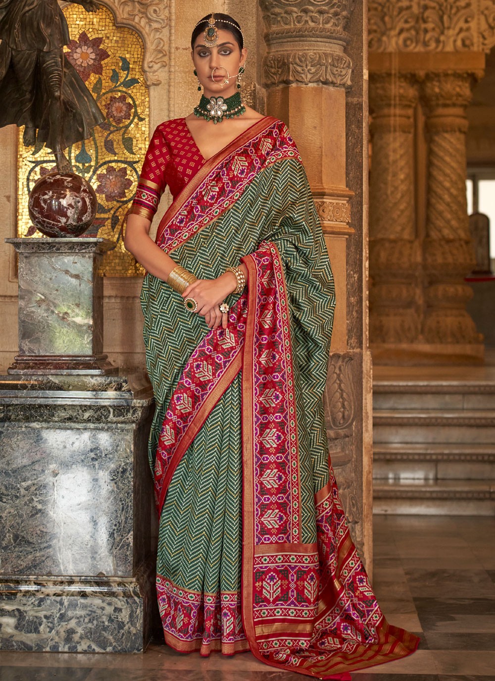 Classic Weaving Zari Banarasi Silk Saree - S3956