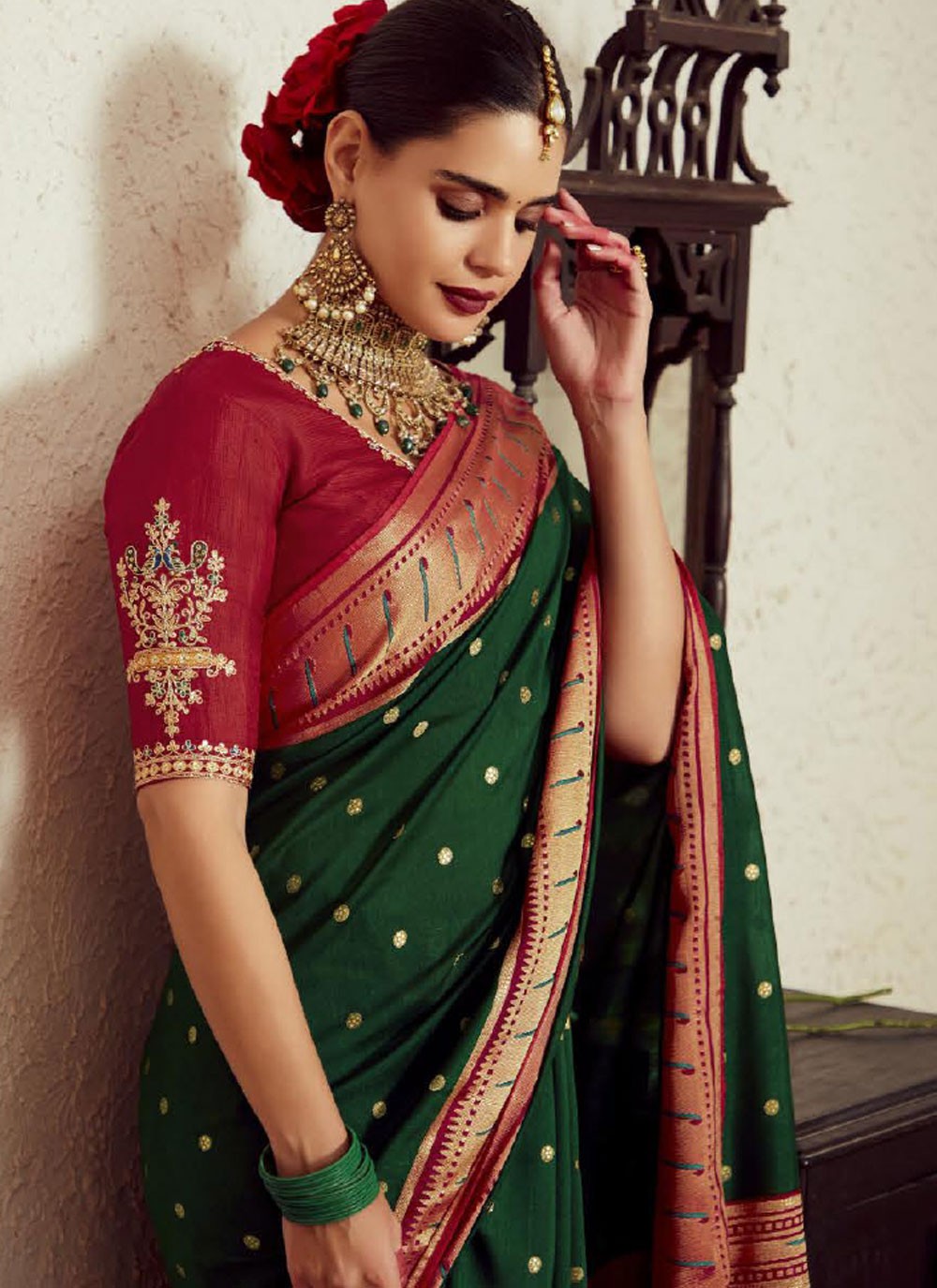 Contemporary Weaving Zari Brasso Saree - S7046