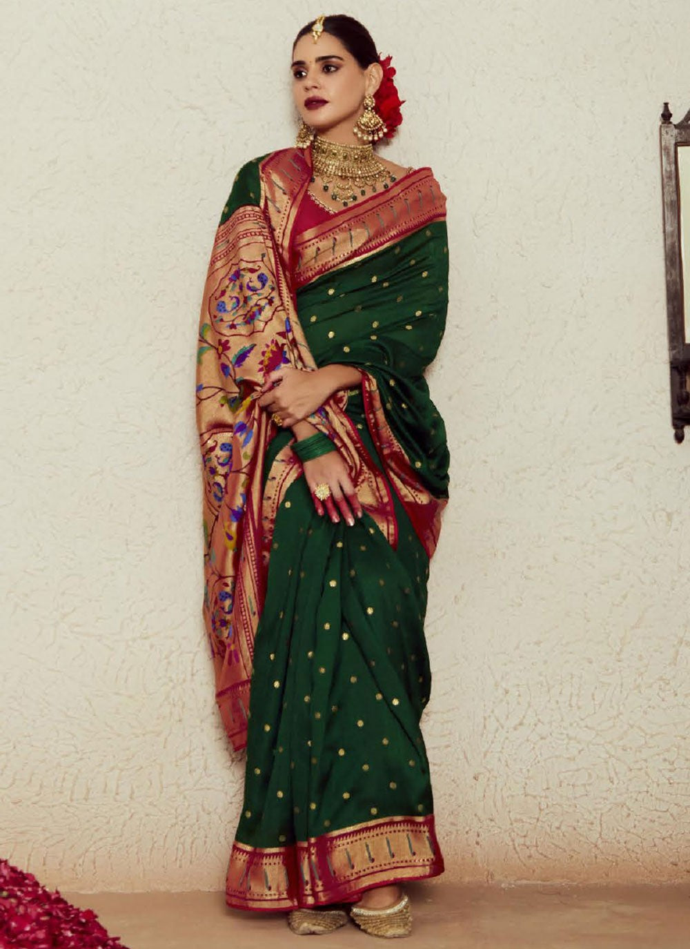 Contemporary Weaving Zari Brasso Saree - S7046