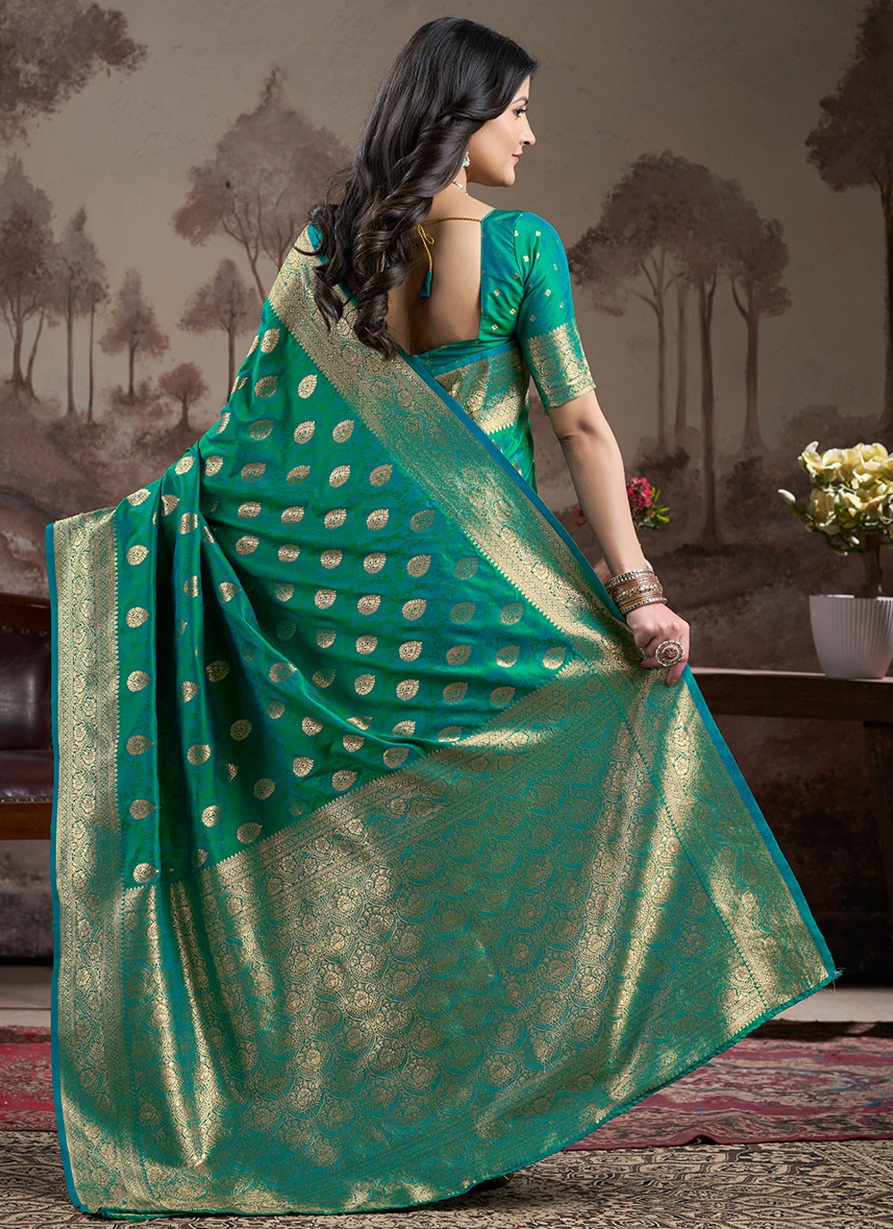 Trendy Saree Jacquard Work Green Jacquard Silk S12591