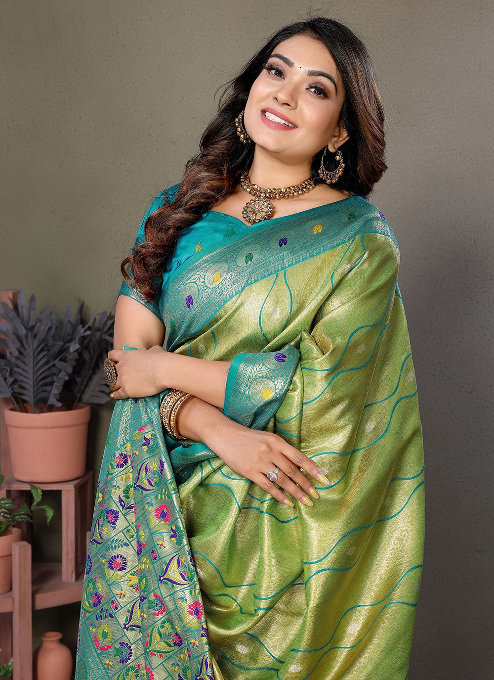 Woven Banarasi Silk Green Saree S14791