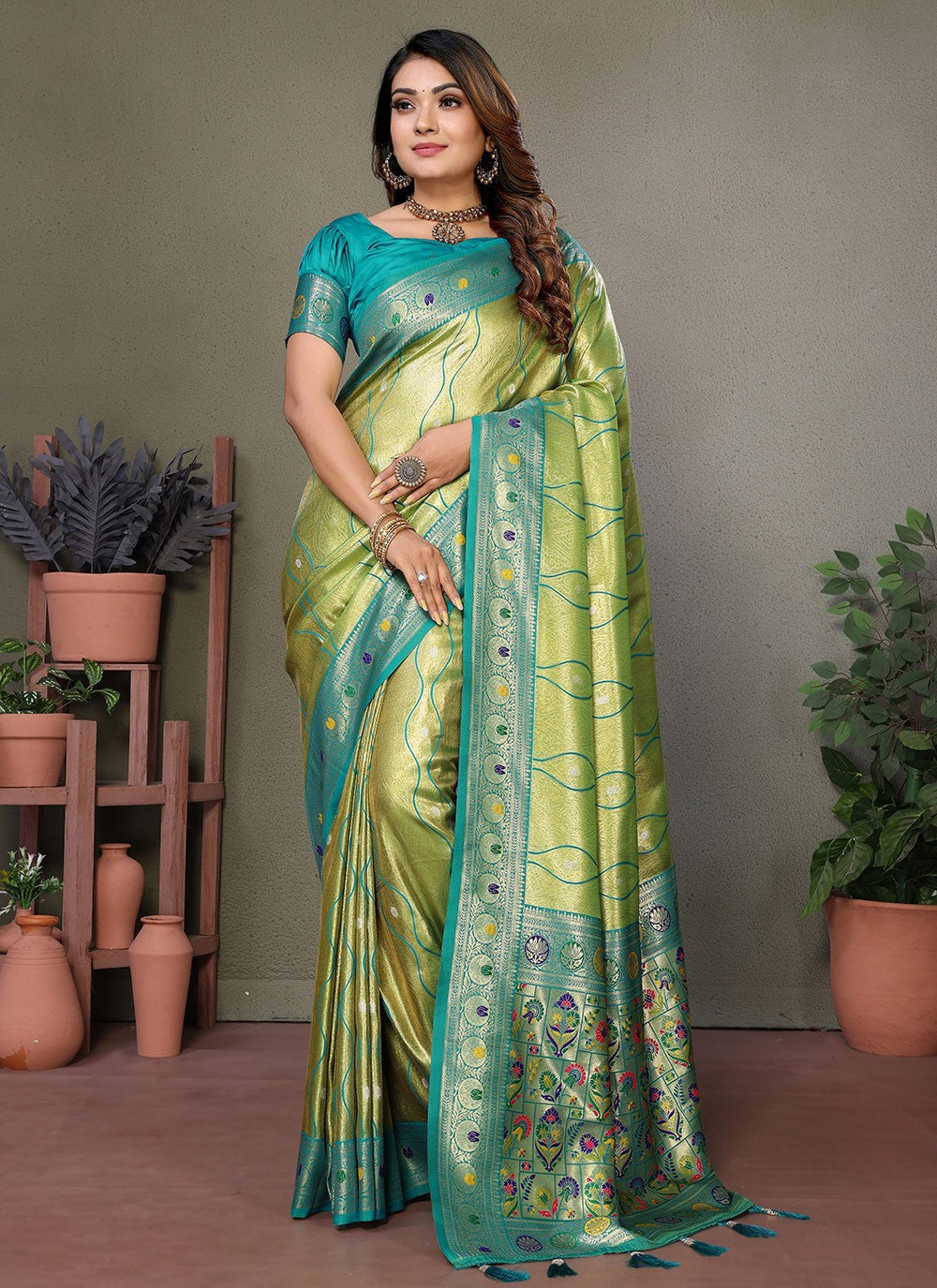 Woven Banarasi Silk Green Saree S14791