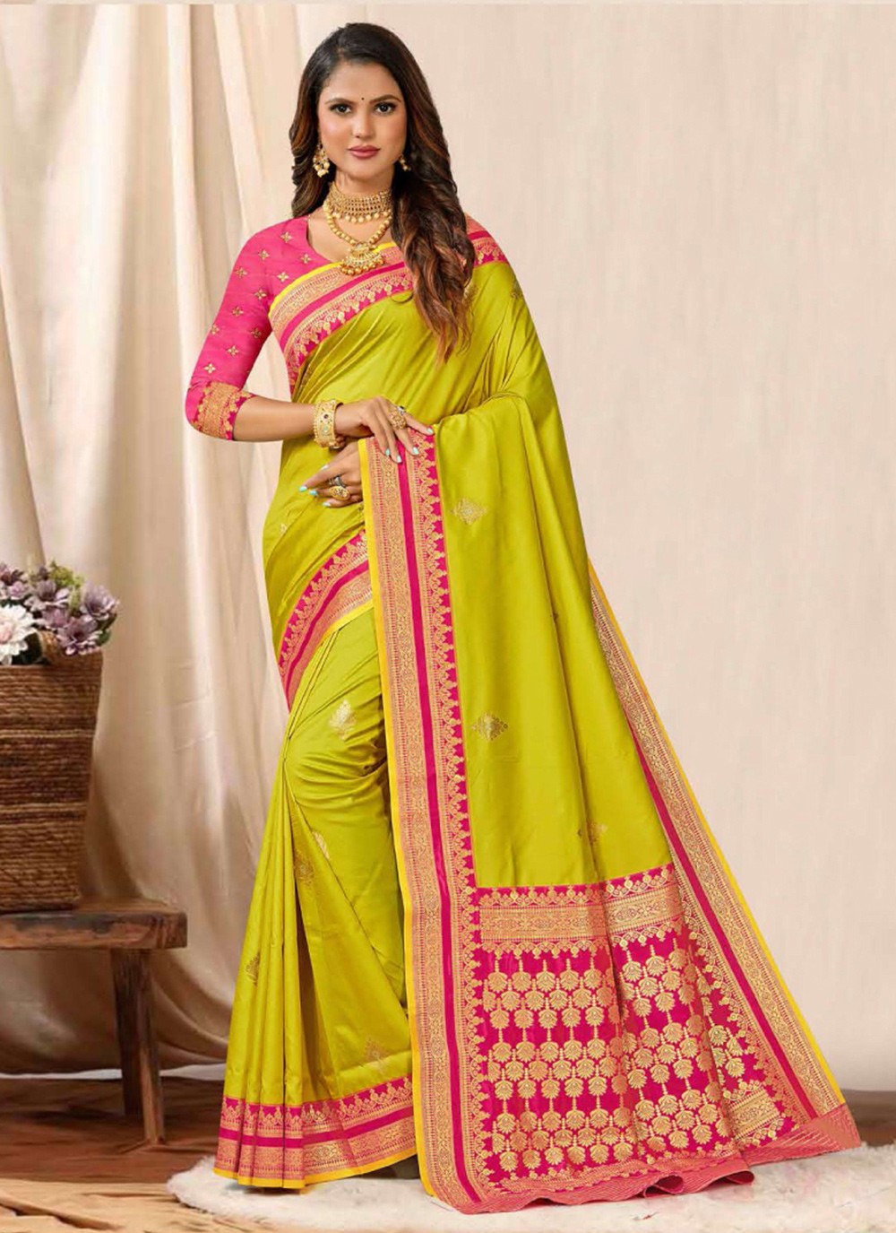 Traditional Woven Silk Saree - S7364