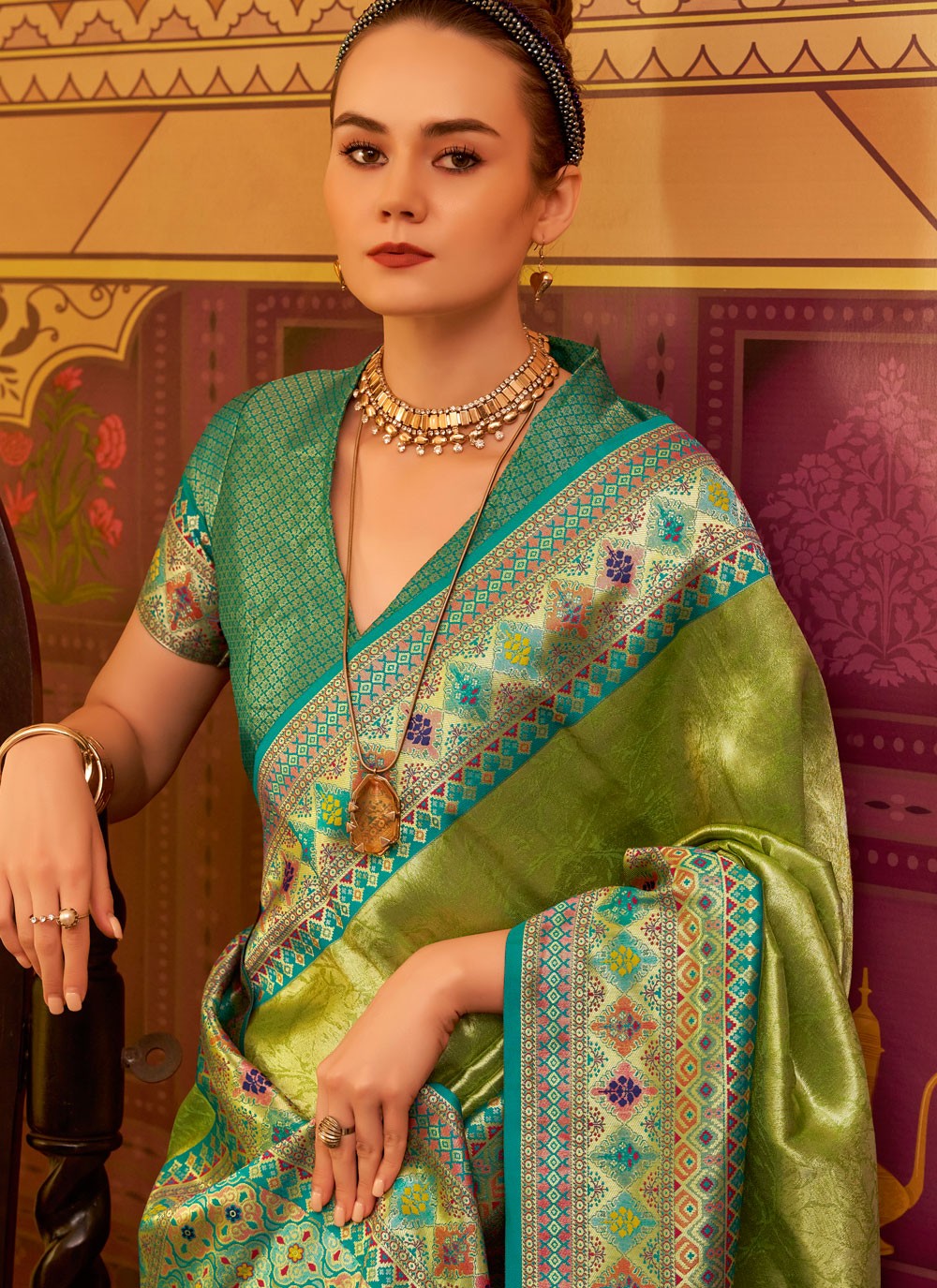 Weaving Zari Silk Green Saree S14620