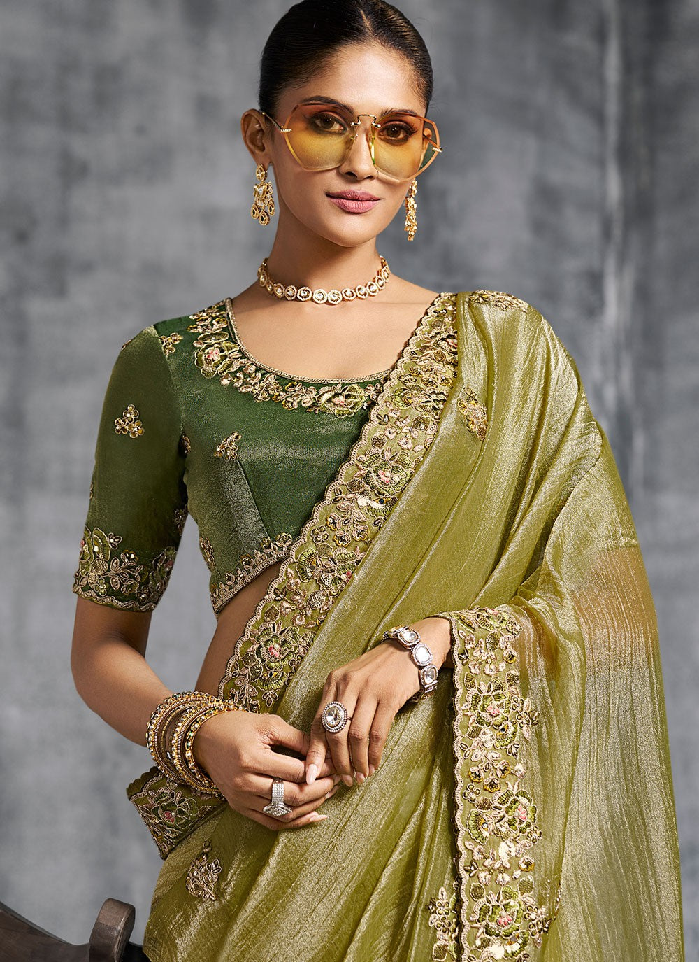 Green Tissue Classic Saree Embroidered, Resham, Thread S19889