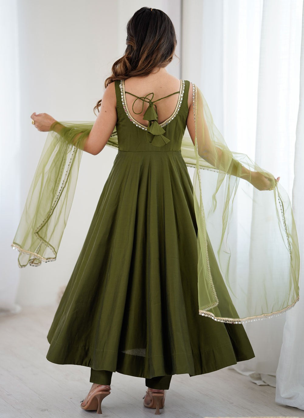 Anarkali Lace Green T8306