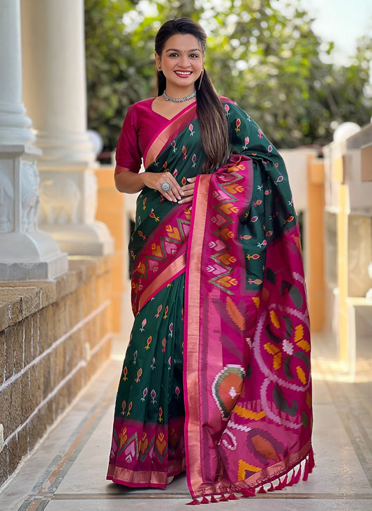 Weaving Zari Silk Green Saree S14310