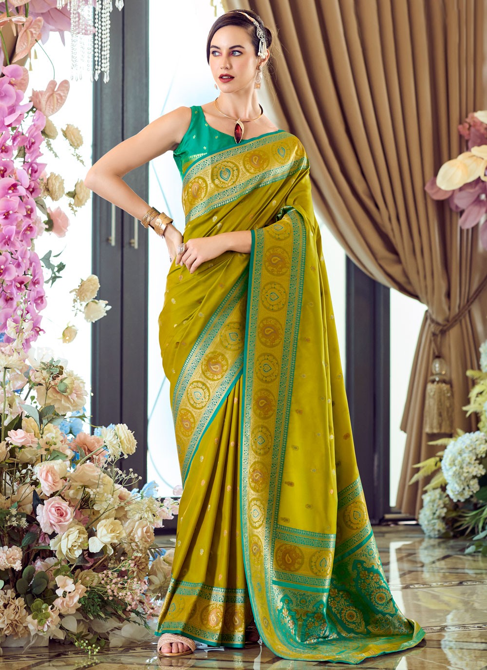 Designer Weaving Zari Green Banarasi Silk Saree S13541