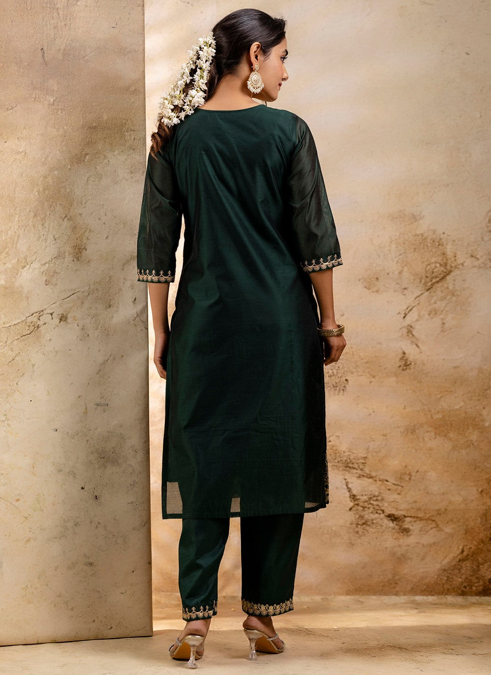 Salwar Suit Embroidered Green T7357