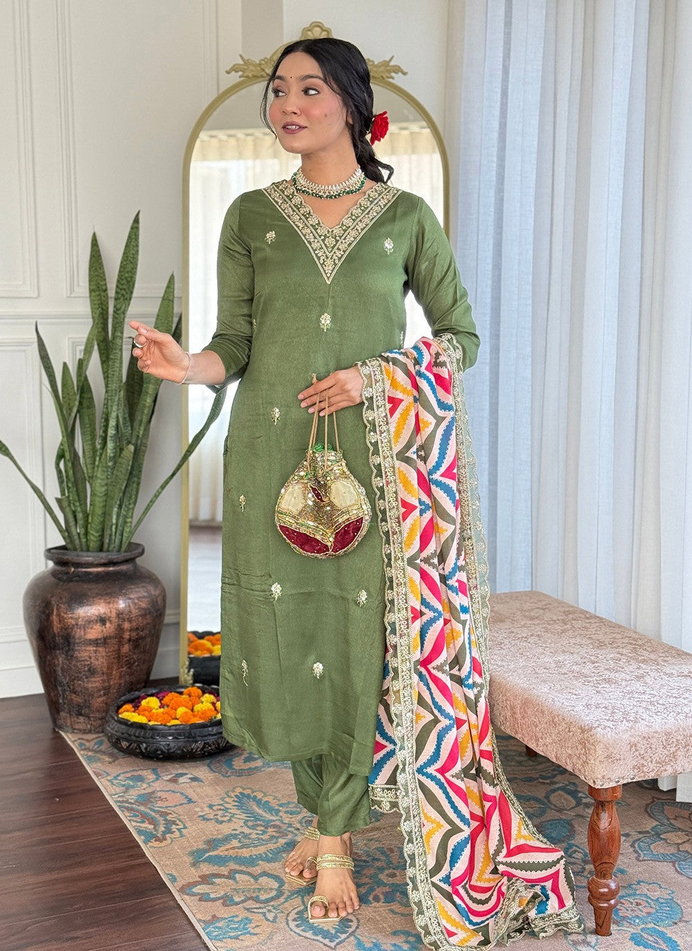 Embroidered Viscose Green Salwar Suit T6040