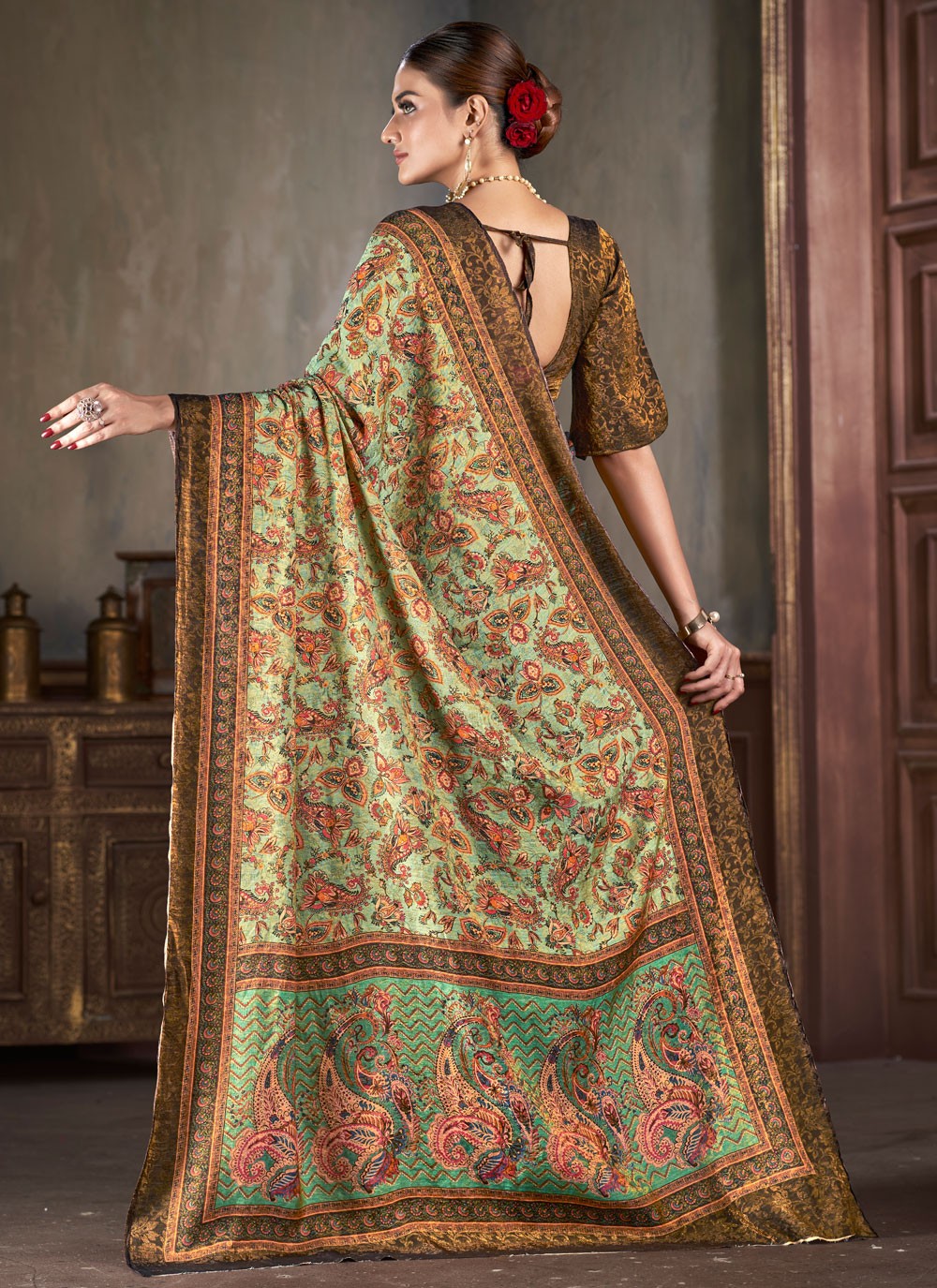 Classic Jacquard Work Silk Saree - S7402