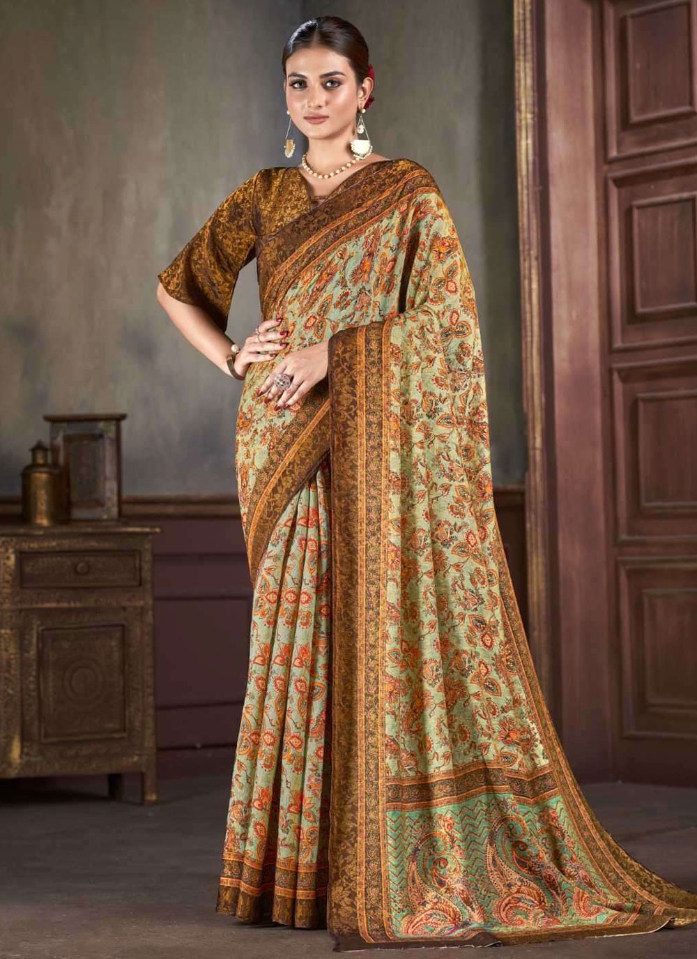 Classic Jacquard Work Silk Saree - S7402