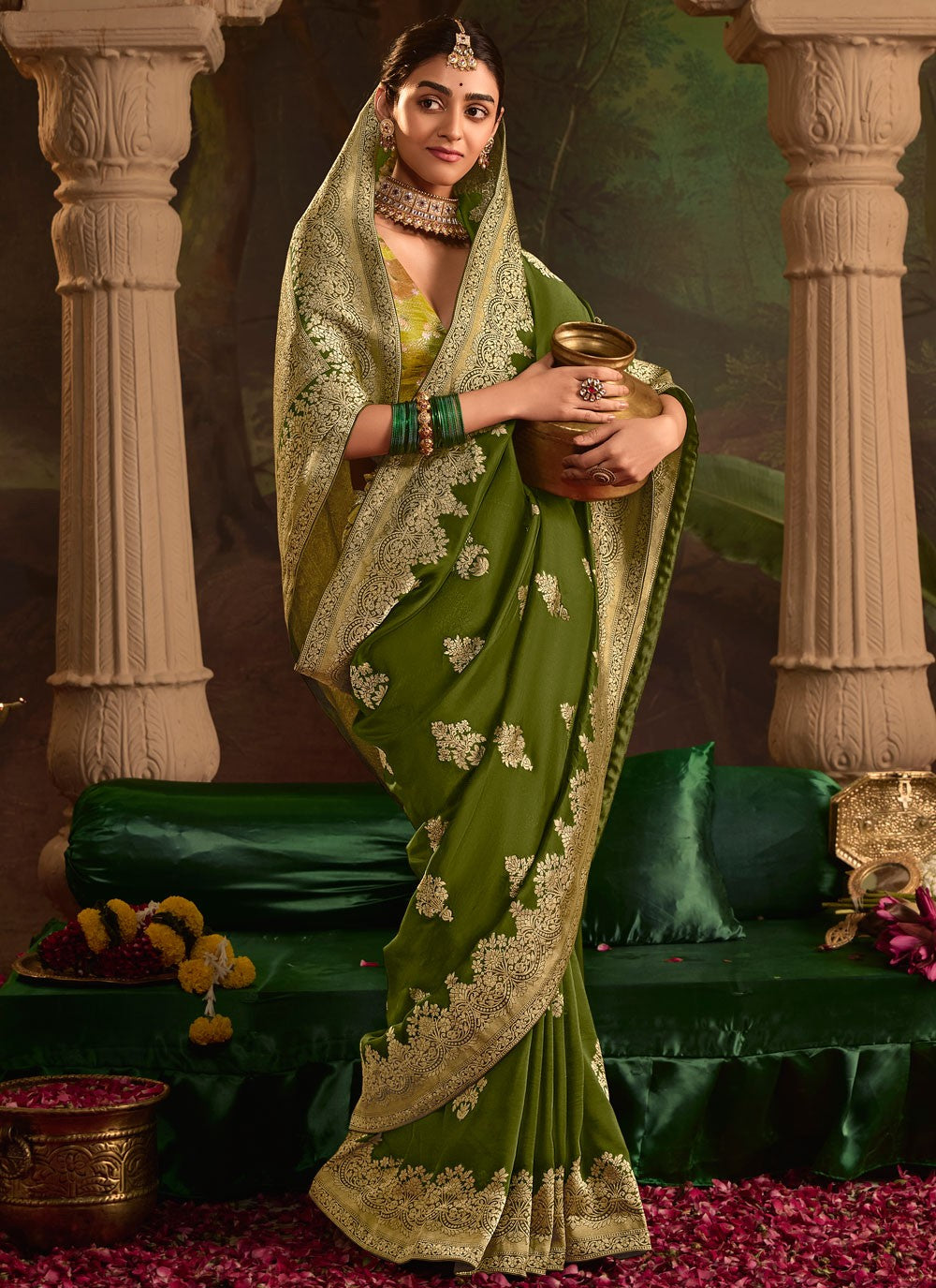 Weaving Zari Pure Dola Saree - S12085