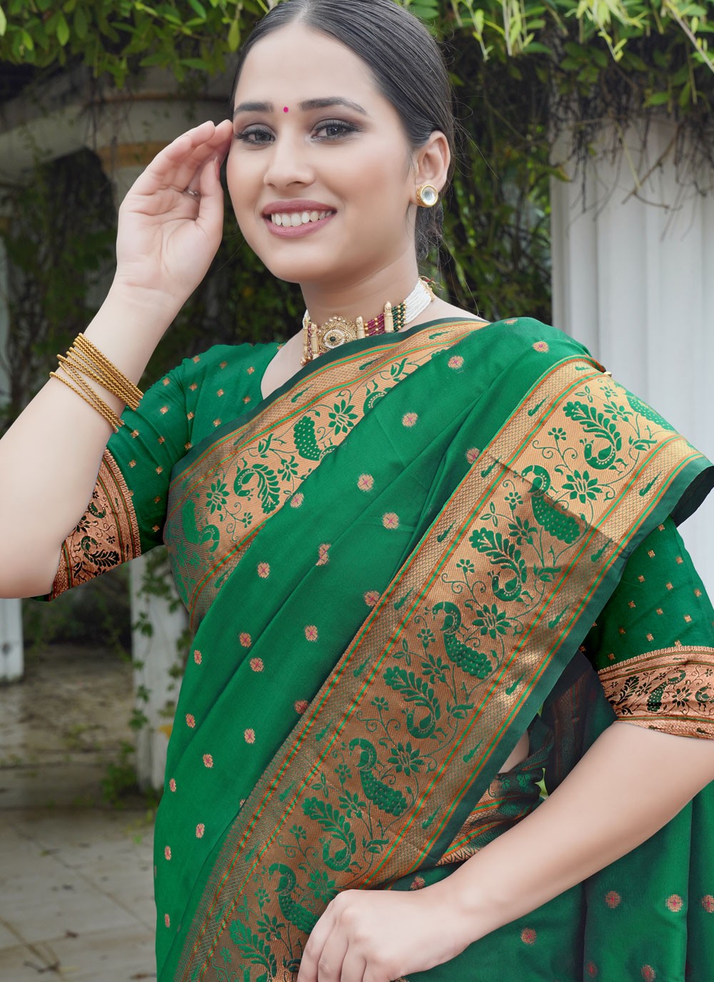 Contemporary Weaving Zari Green Paithni S12640
