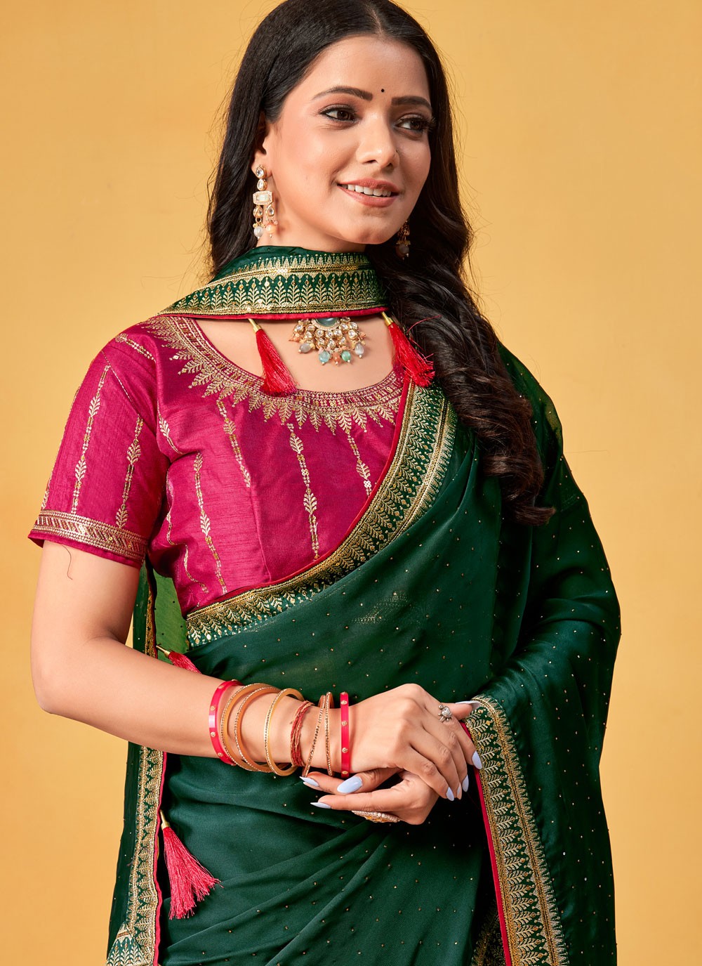 Contemporary Border Work Green Rangoli S12686
