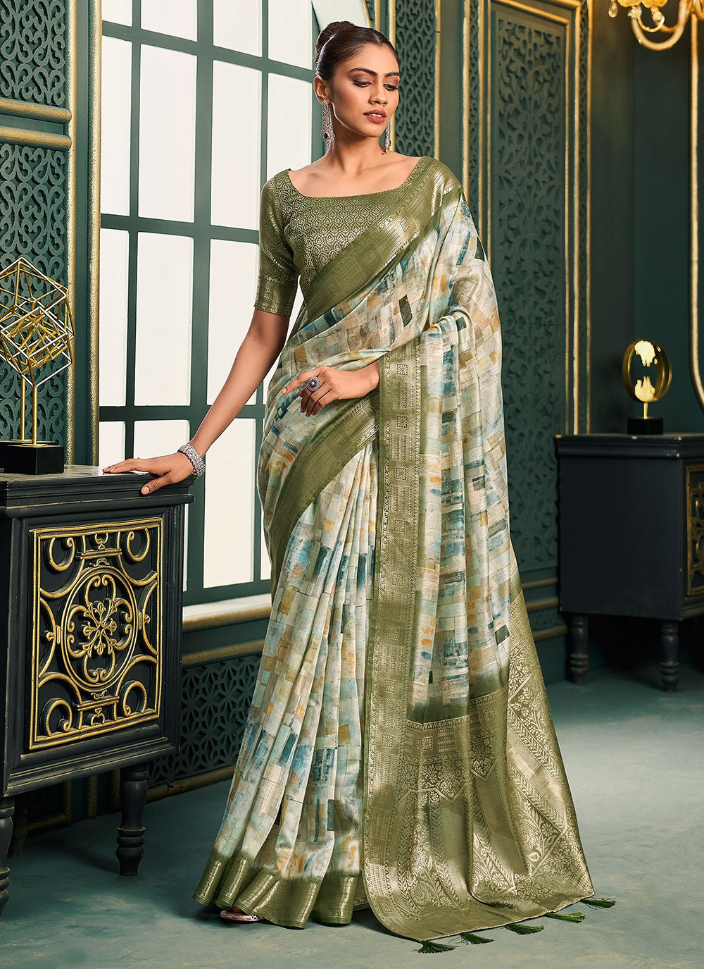 Classic Digital Print Cotton Saree - S6686