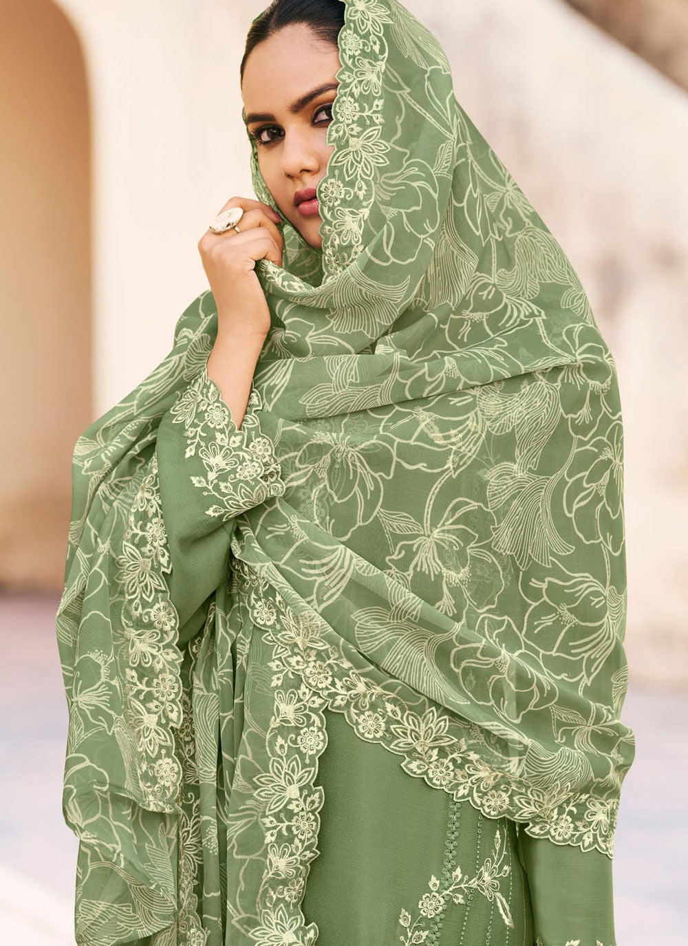 Palazzo Suit Embroidered Green T7671