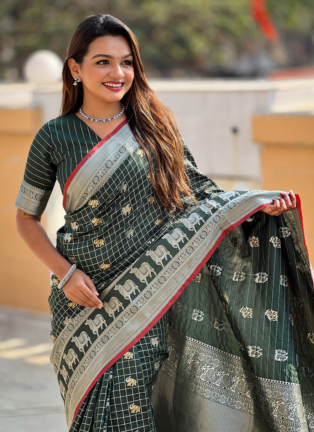 Weaving Zari Silk Green Saree S14346