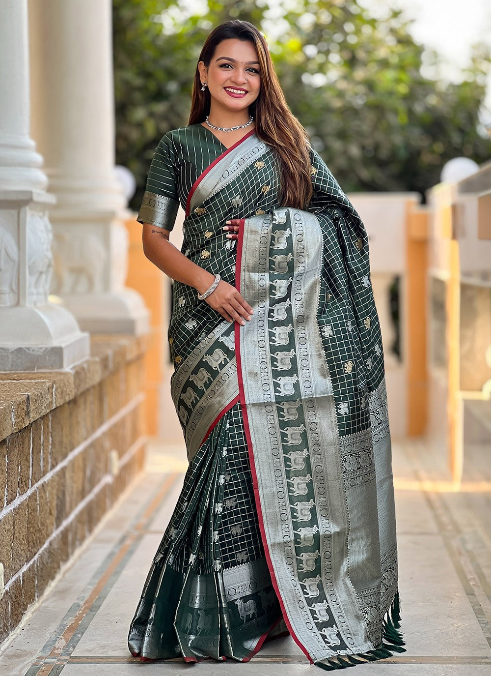 Weaving Zari Silk Green Saree S14346