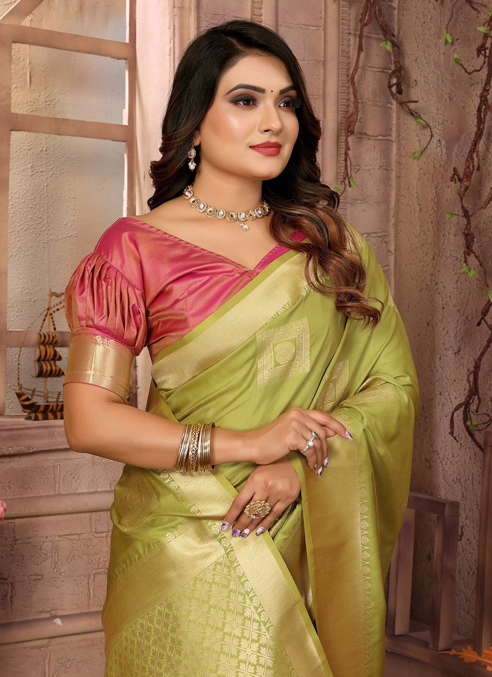 Woven Silk Green Saree S14747