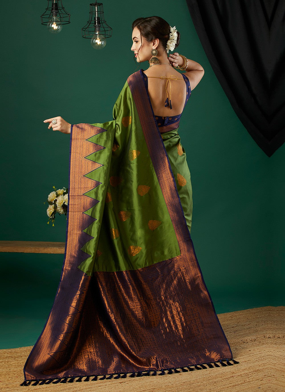 Woven, Zari Banarasi Silk Saree - S11661