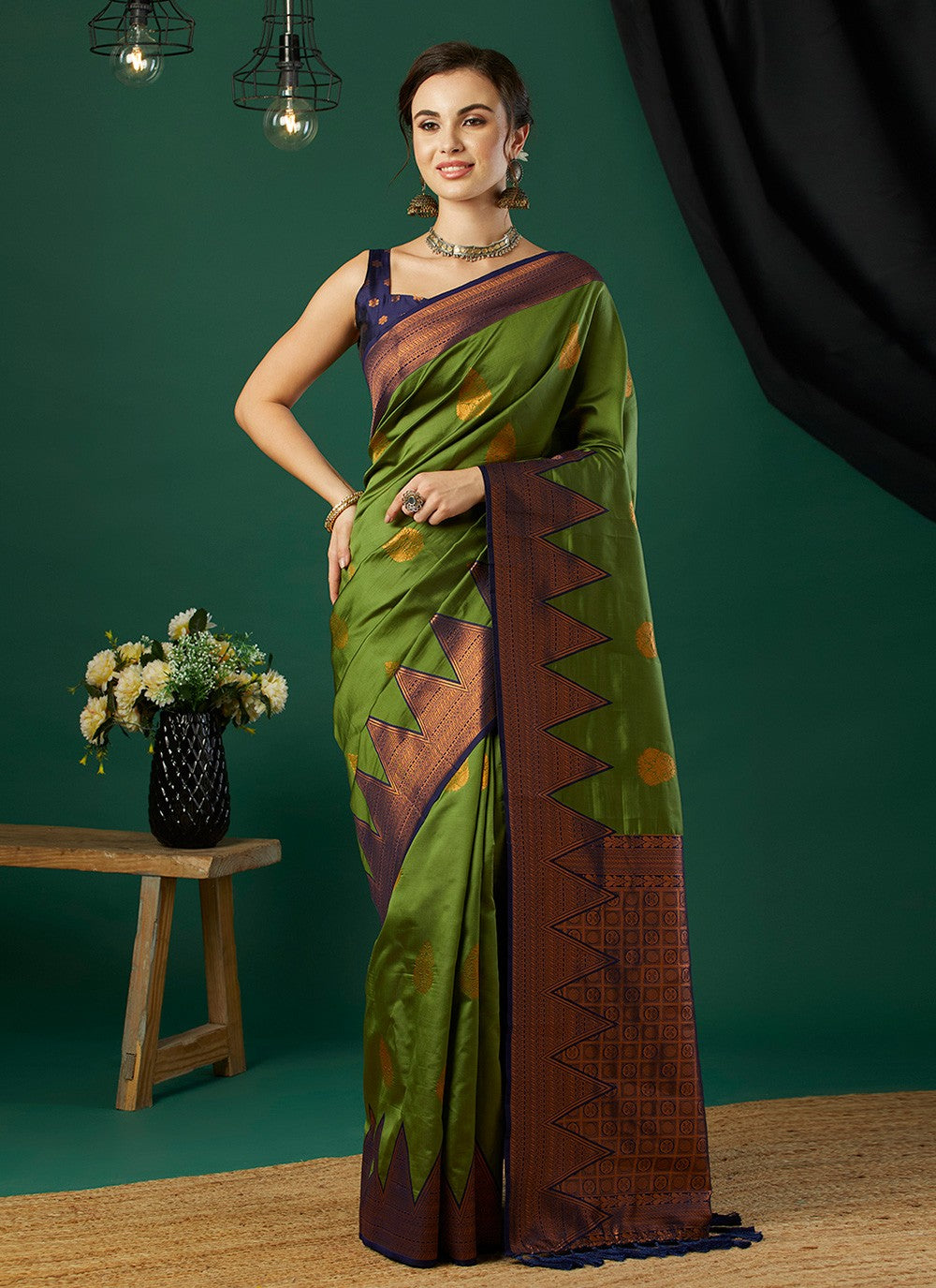 Woven, Zari Banarasi Silk Saree - S11661