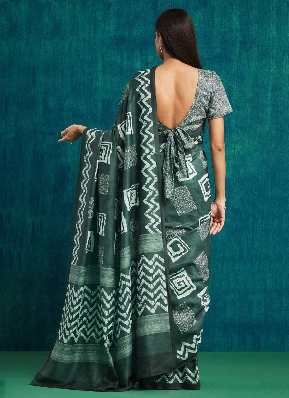 Green Muslin Contemporary Saree Digital Print S17083