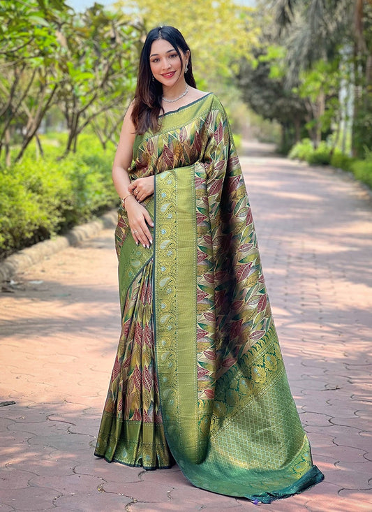 Traditional Weaving Zari Silk Saree - S6365