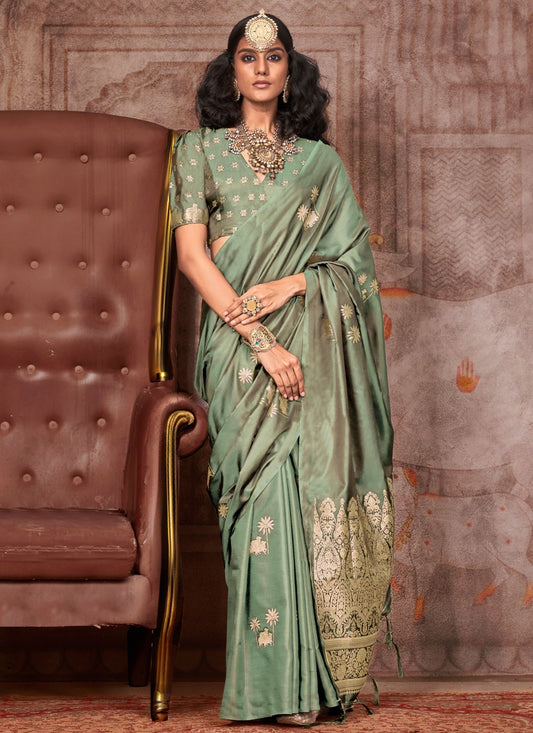 Banarasi Jari Handloom Silk Green Saree S14765