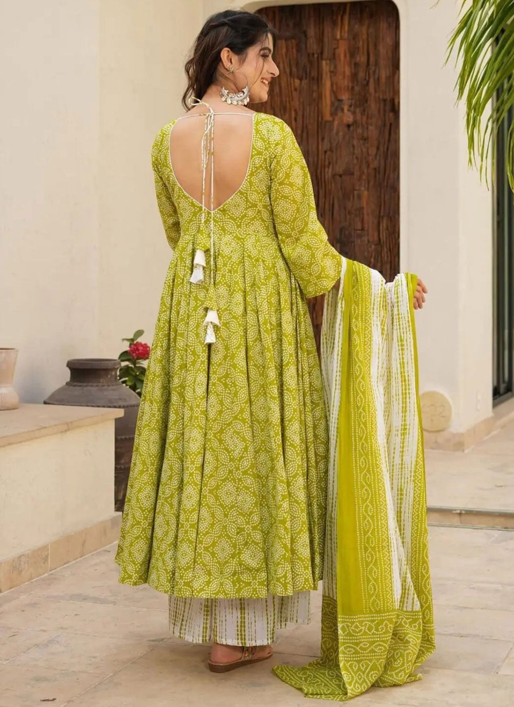Digital Print Muslin Green Salwar Suit T5923