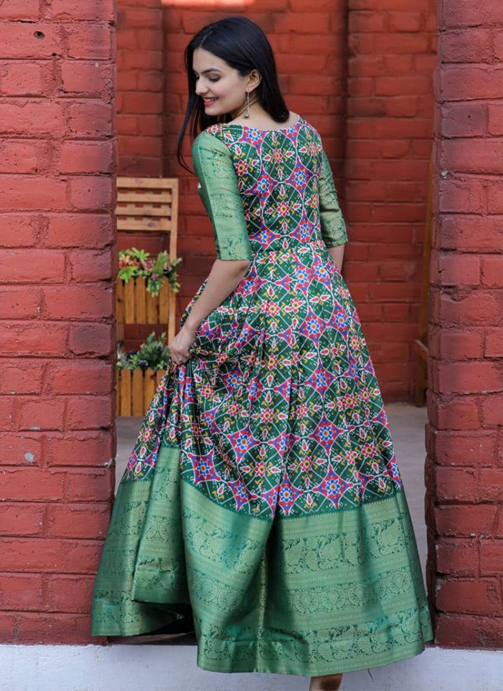 Jacquard Silk Gown - G1124