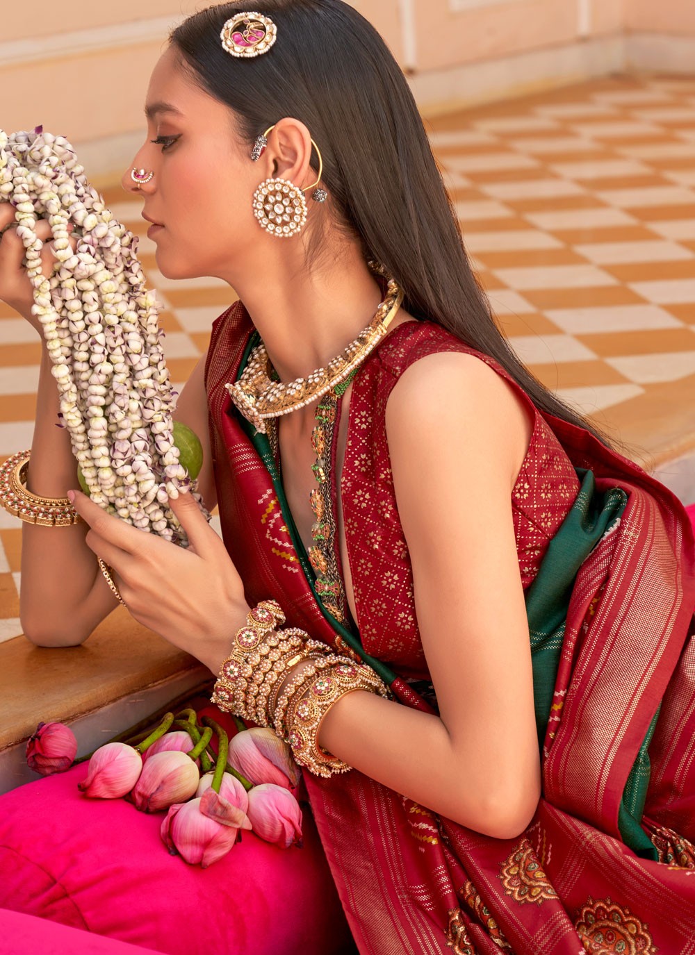 Contemporary Foliage Prints Silk Saree - S7561