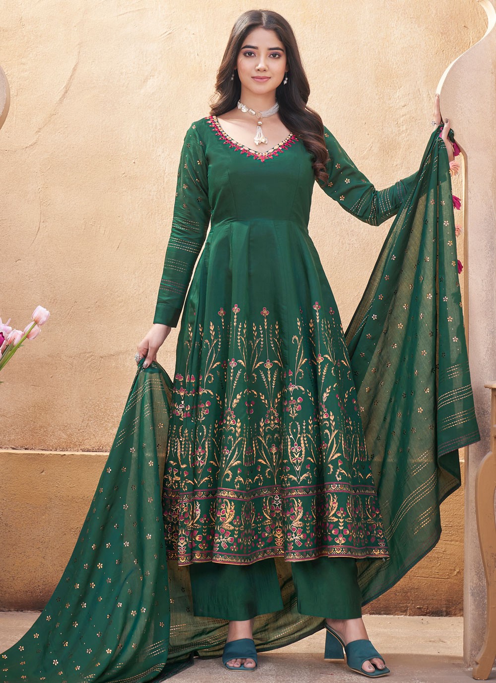 Salwar Suit Foliage Prints Green Silk T5604