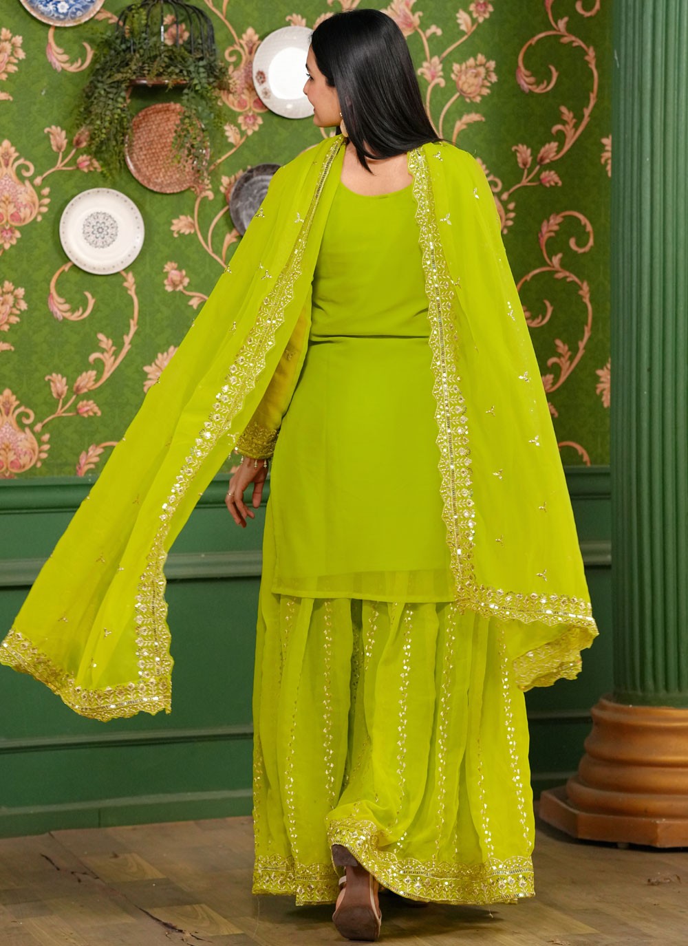 Embroidered Georgette Green Salwar Suit T6154