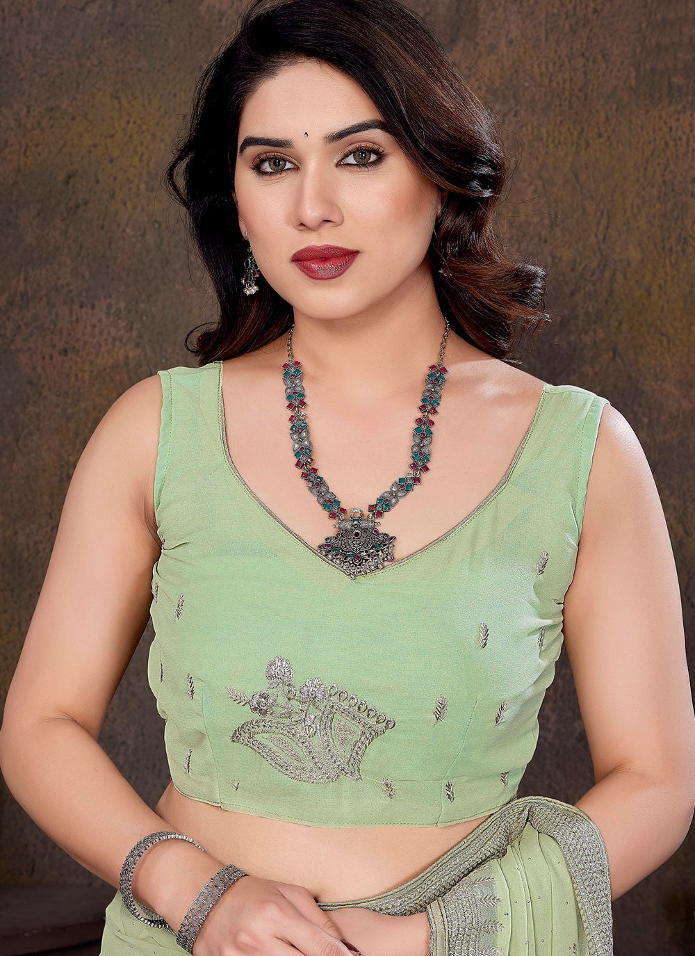 Embroidered Georgette Green Contemporary Saree S15018