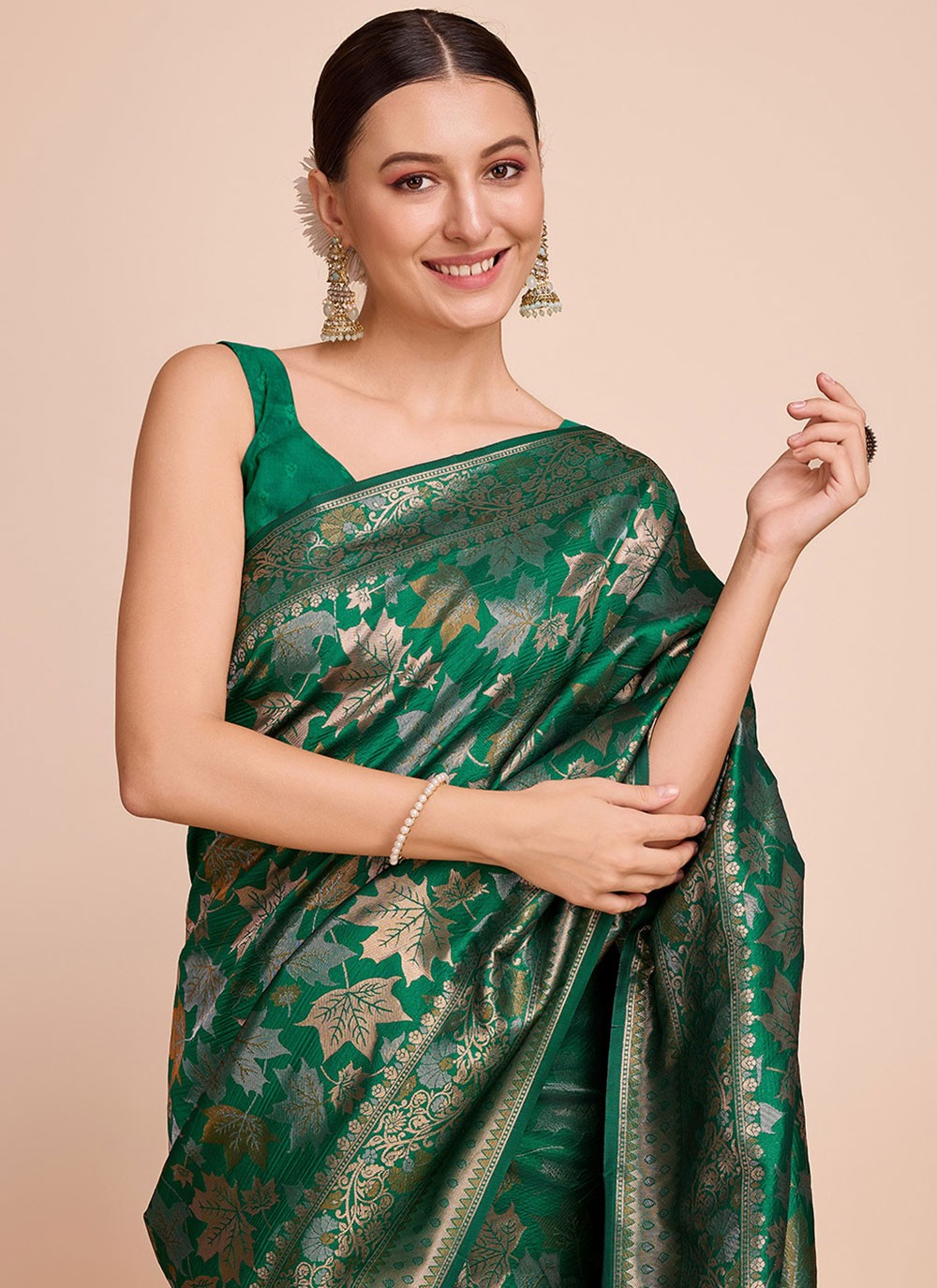 Classic Weaving Zari Handloom Silk Saree - S6852