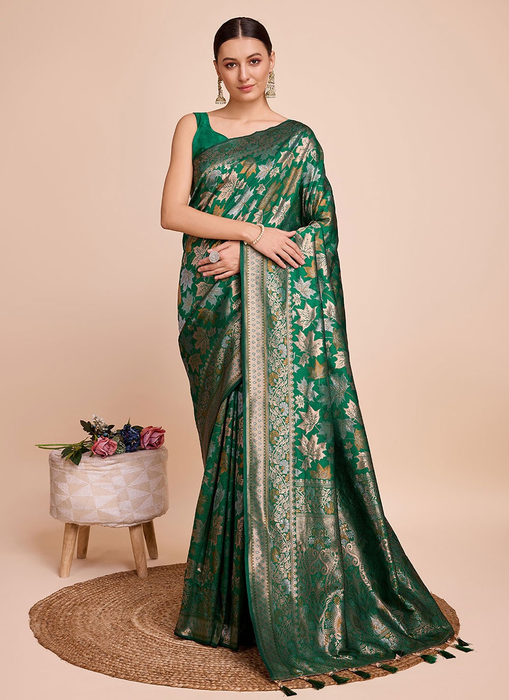 Classic Weaving Zari Handloom Silk Saree - S6852