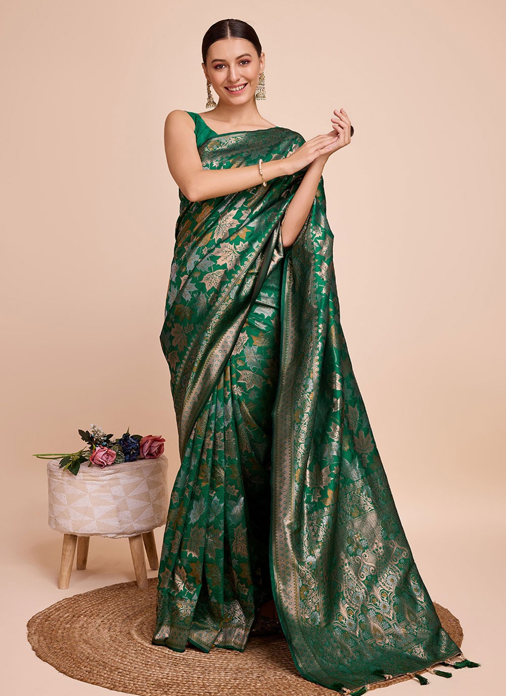 Classic Weaving Zari Handloom Silk Saree - S6852