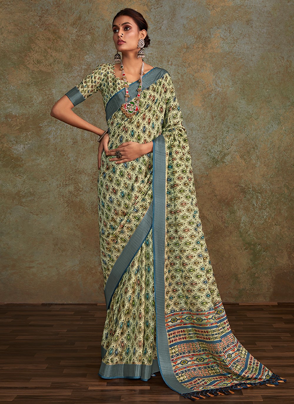 Classic Printed Handloom Silk Saree - S6674