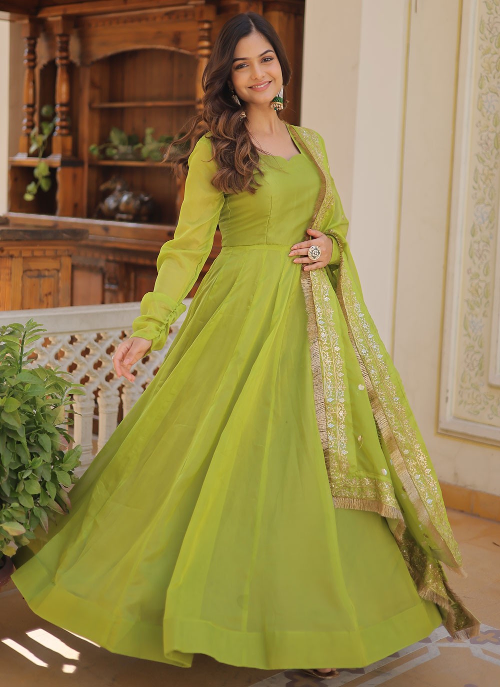 Silk Gown - G1336