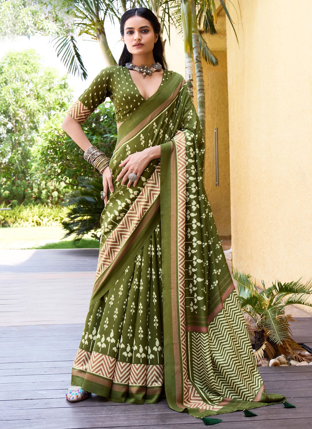 Green Silk Classic Saree Printed S17079
