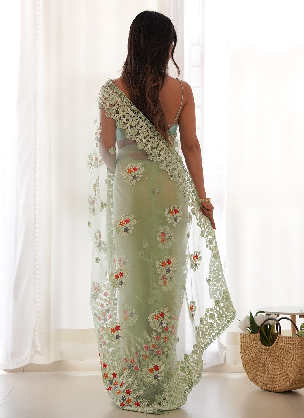Green Net Contemporary Saree Embroidered, Thread S19070