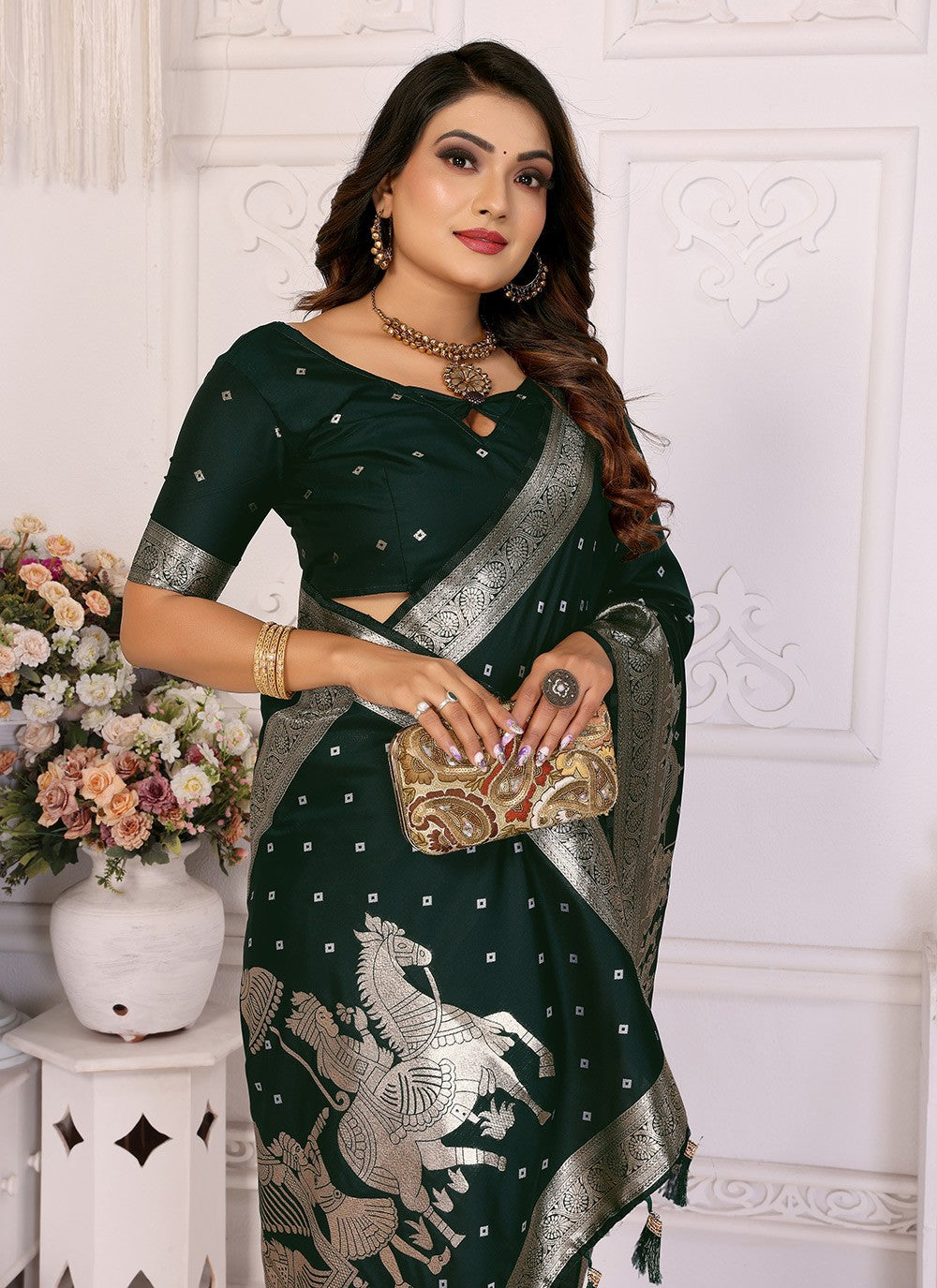 Weaving Zari Silk Green Saree S14718