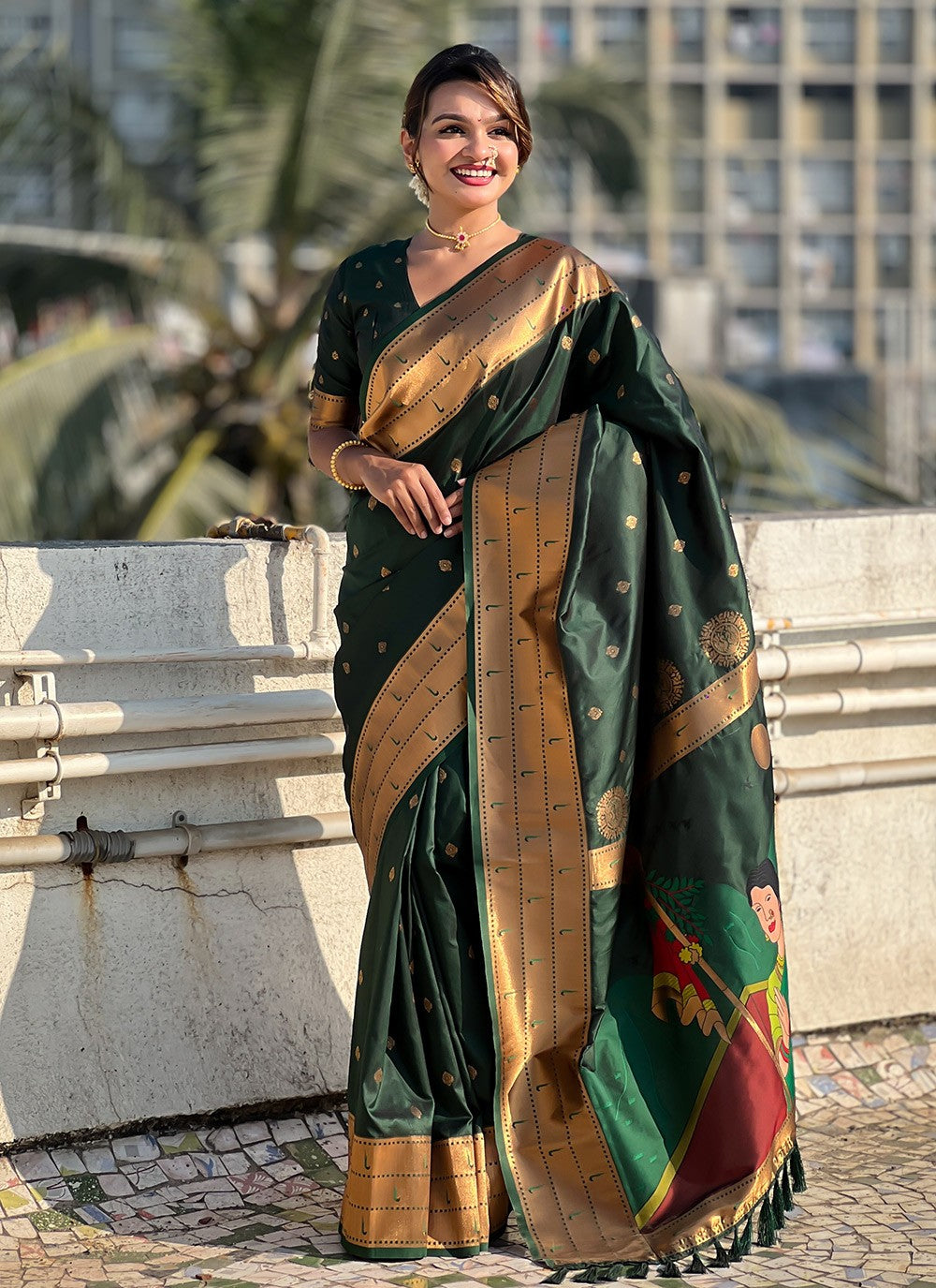 Classic Saree Weaving Zari Green Silk Saree S13562
