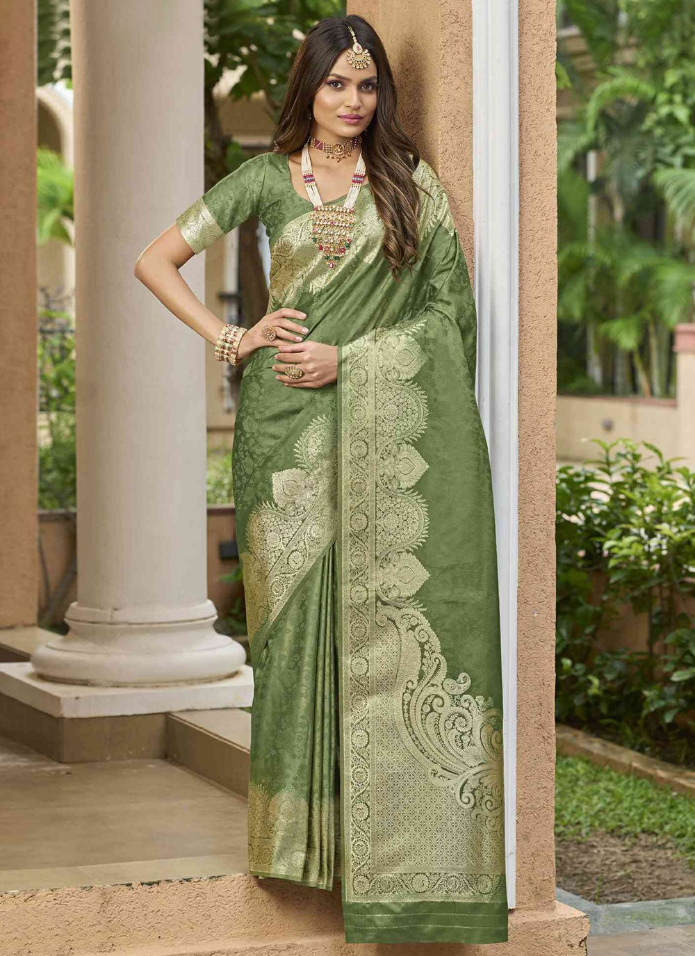 Green Silk Contemporary Saree Woven S20433