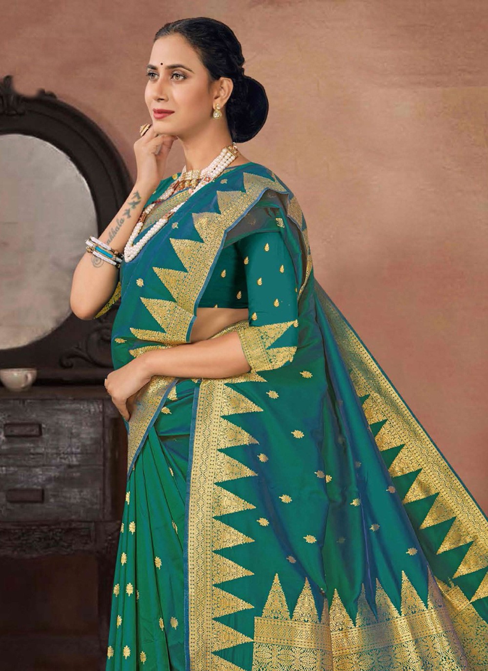 Traditional Woven Silk Saree - S7336