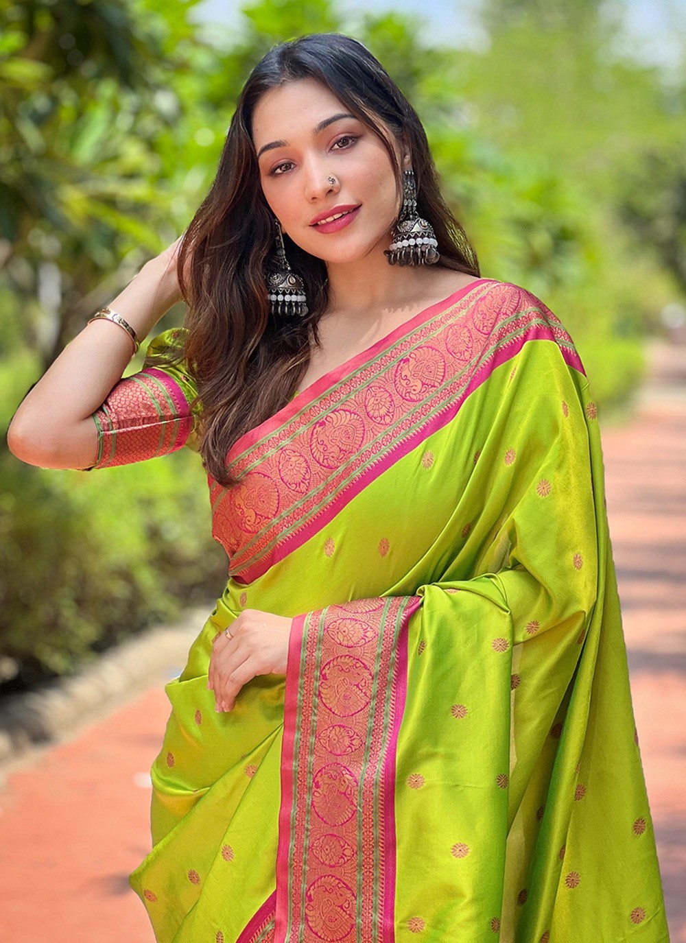Traditional Weaving Zari Paithni, Silk Saree - S8590