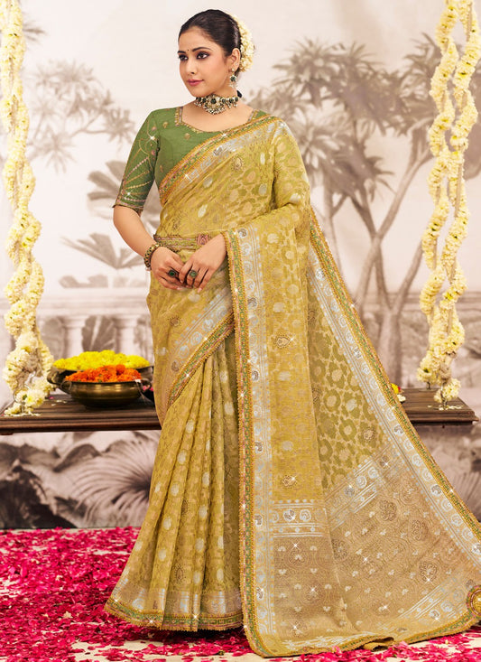 Green Silk Trendy Saree Embroidered, Lace S19599