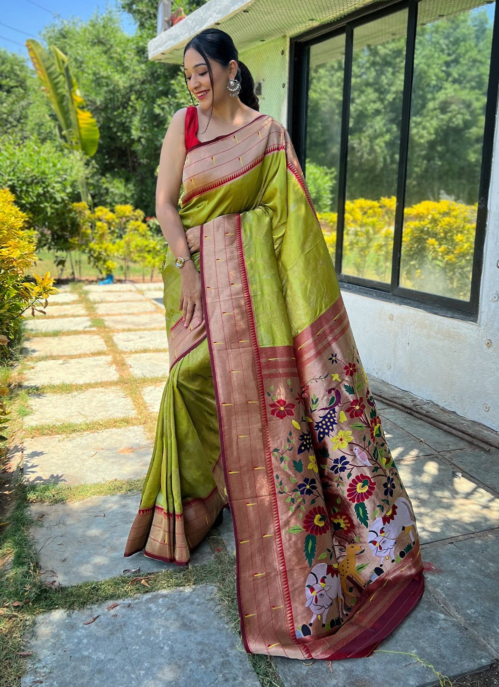 Saree Woven Silk Saree - S3151